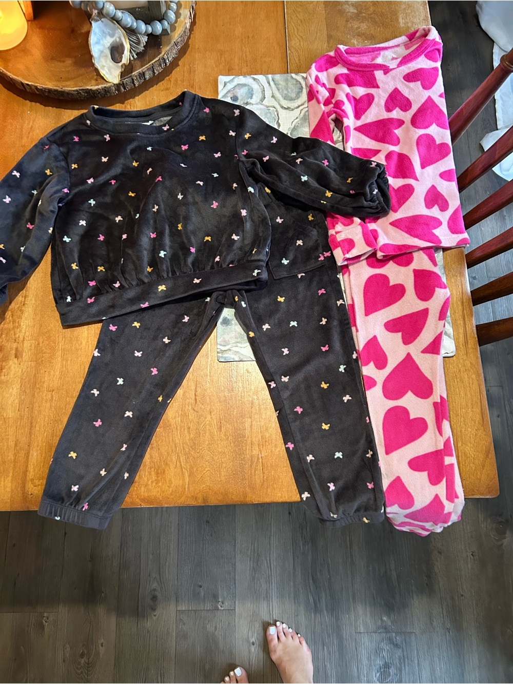 Cat & Jack Black Fleece bow Pajama Set and Pink Heart Pajama Set